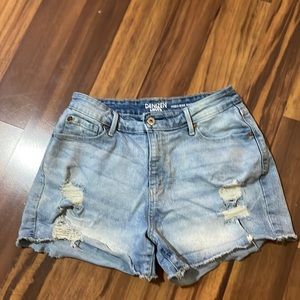Levi’s jean shorts
